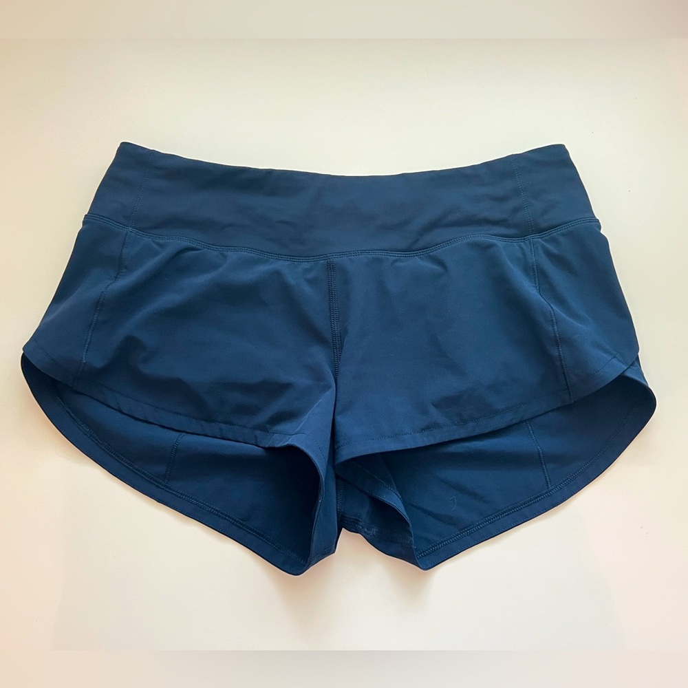 Lululemon Low Rise Speed Up Short 2.5